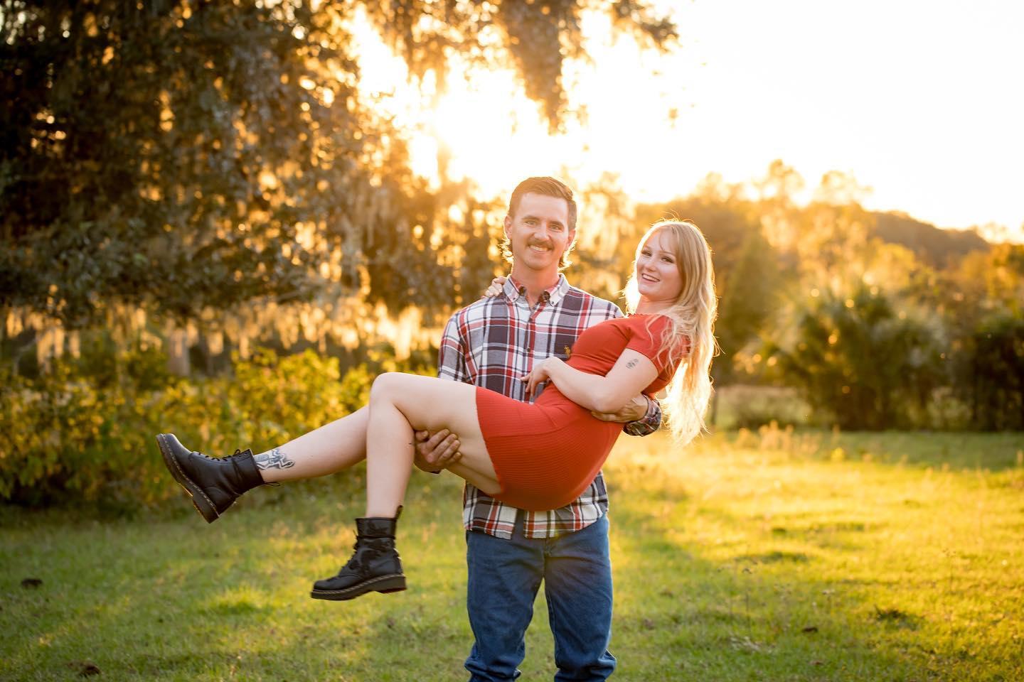 The Wedding Website of Hunter Himes and Bailey Fowler