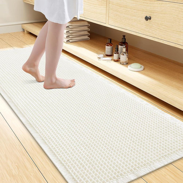 Smiry Waffle Bath Mat 60x24, Extra Soft Absorbent Bathroom Rugs, Non Slip Machine Washable Quick Dry Bath Rugs for Bathroom Floor, Tub, Shower, Home Decor Accessories, Cream