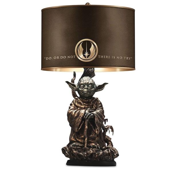 Star Wars Jedi Master Yoda Illuminated Resin Lamp