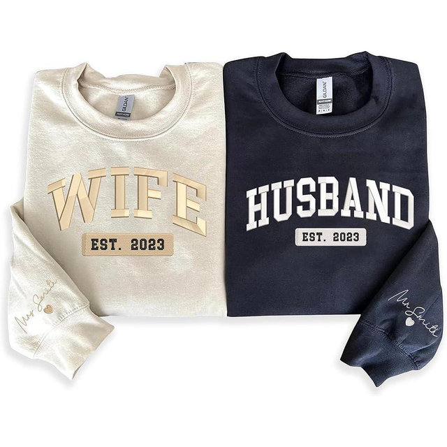 Givesmiles Custom Embroidered Wife & Husband EST 2023 Sweatshirt Hoodie, Embroidered Custom Name On Sleeve With Initial Hearts, Perfect Couple Gift