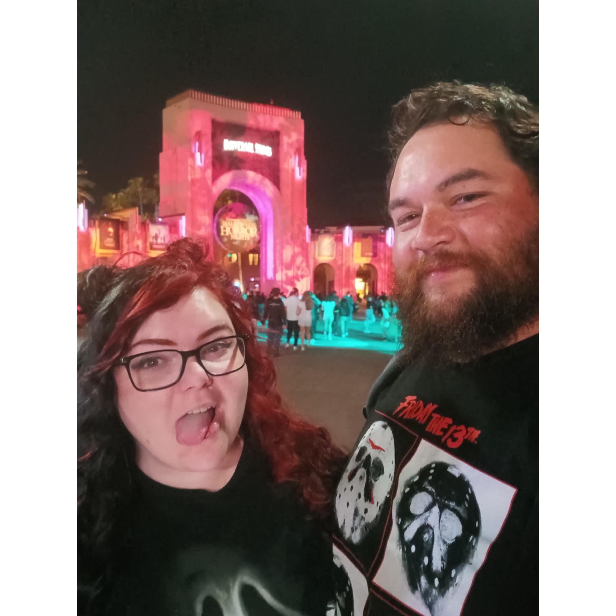 Halloween Horror Nights - When Joshua proposed in the Insidious haunted house