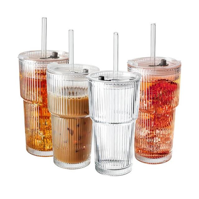 SUROQUE 20oz Ribbed Glass Tumblers with Lids & Straws, Ideal for Iced Coffee, Cocktails & More - Includes Cleaning Brush