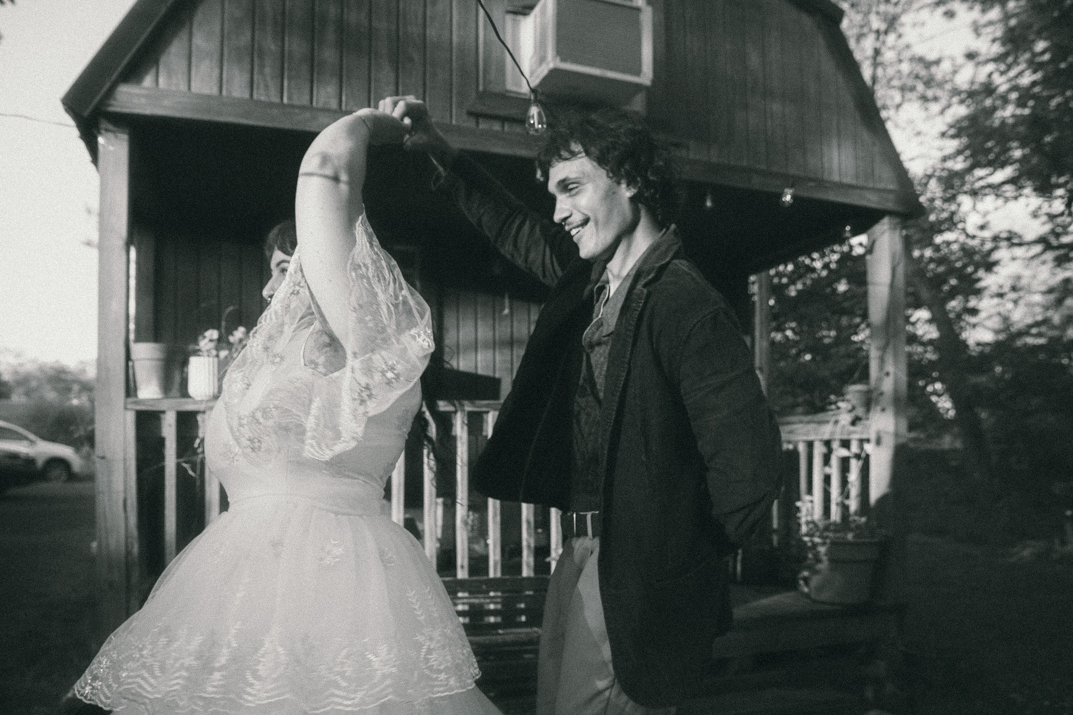 The Wedding Website of Isaac Tarrant and Amelia Holaday