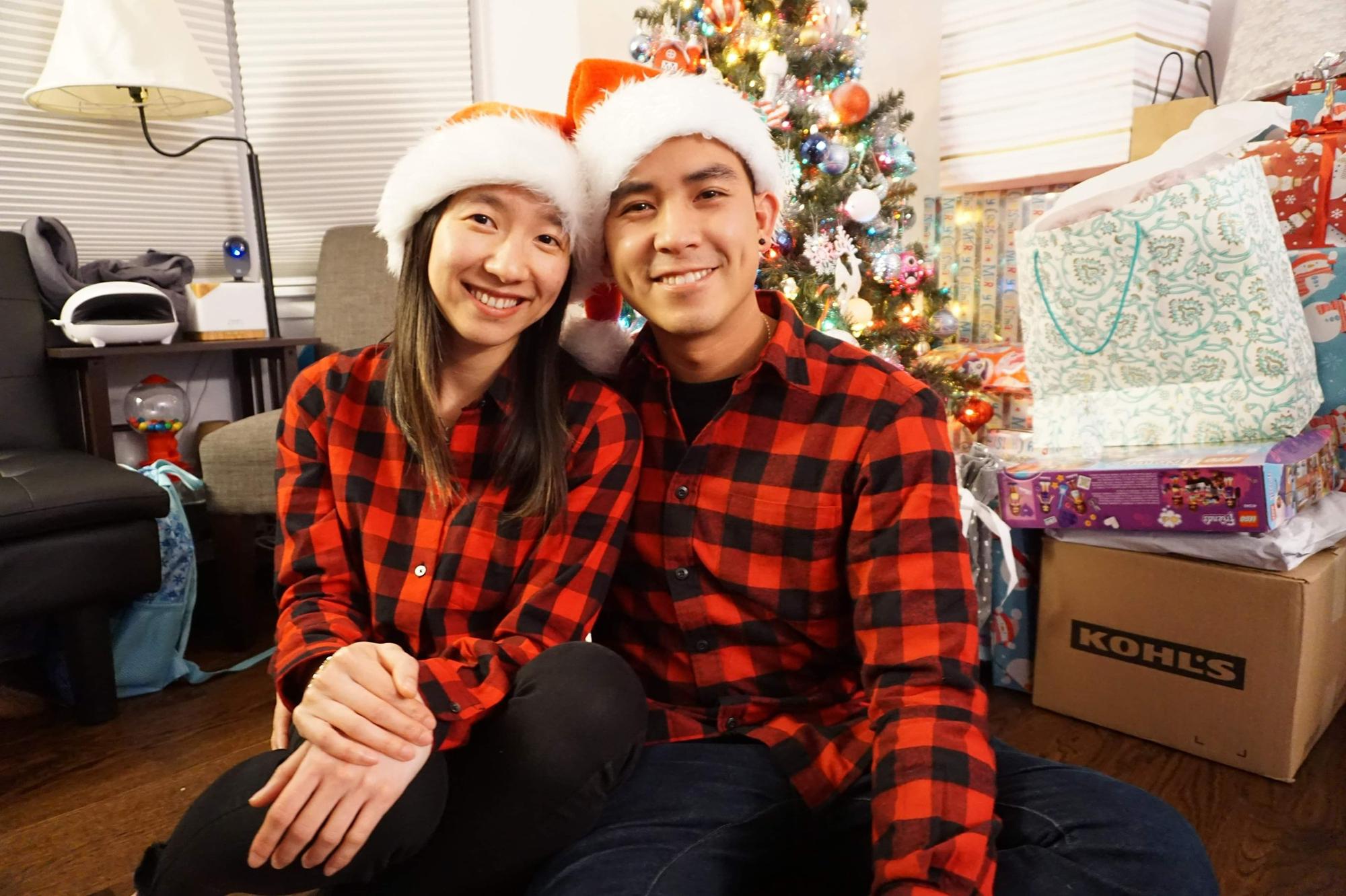 Christmas in Chicago in freezing winter is Hong's favorite way to spend the holidays ;)
Christmas 2019