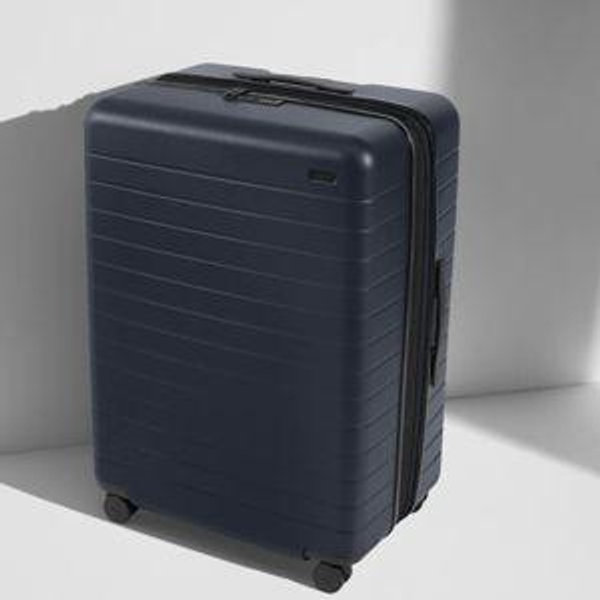 Large Expandable Suitcases: Navy Blue | Away