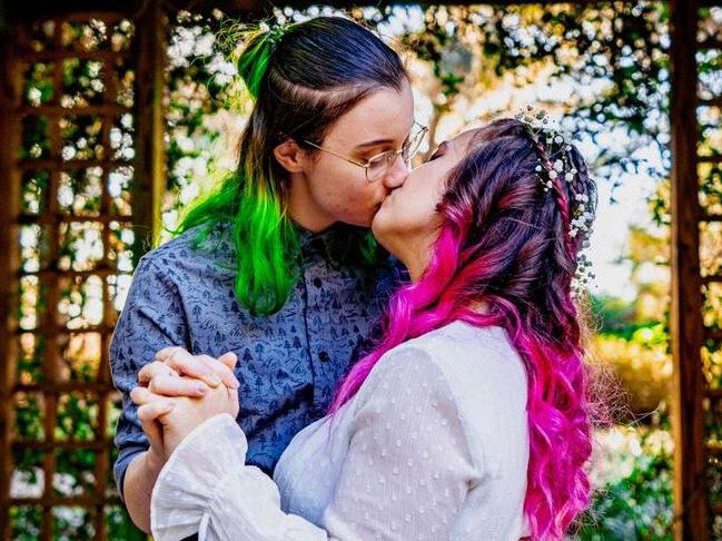 The Wedding Website of Madison Dunton and Neo Alaine