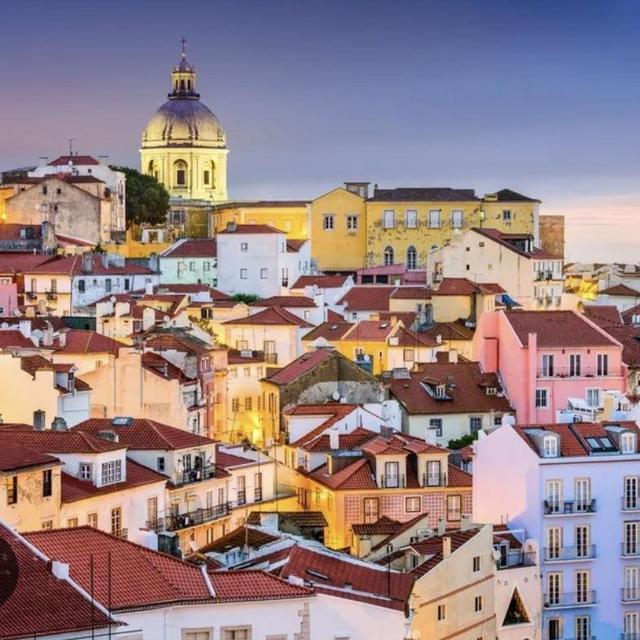 A Weekend in Lisbon (Honeymoon)