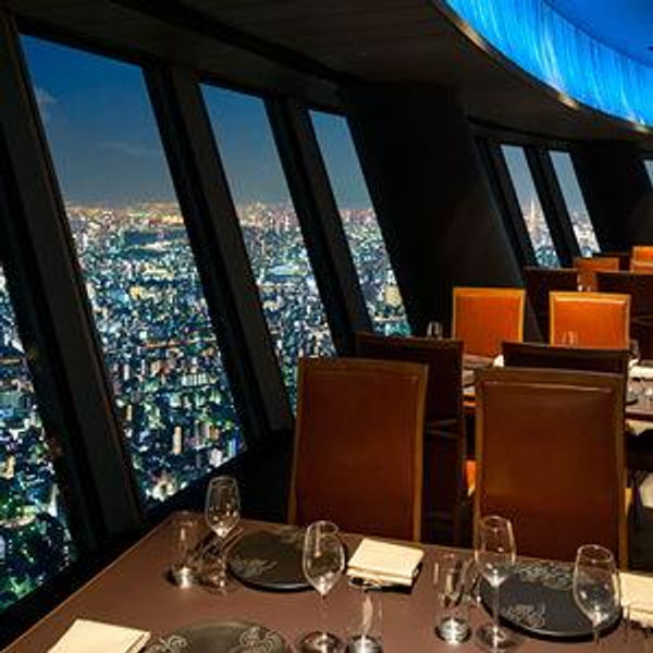 Romantic Valentine's Day Dinner in Tokyo