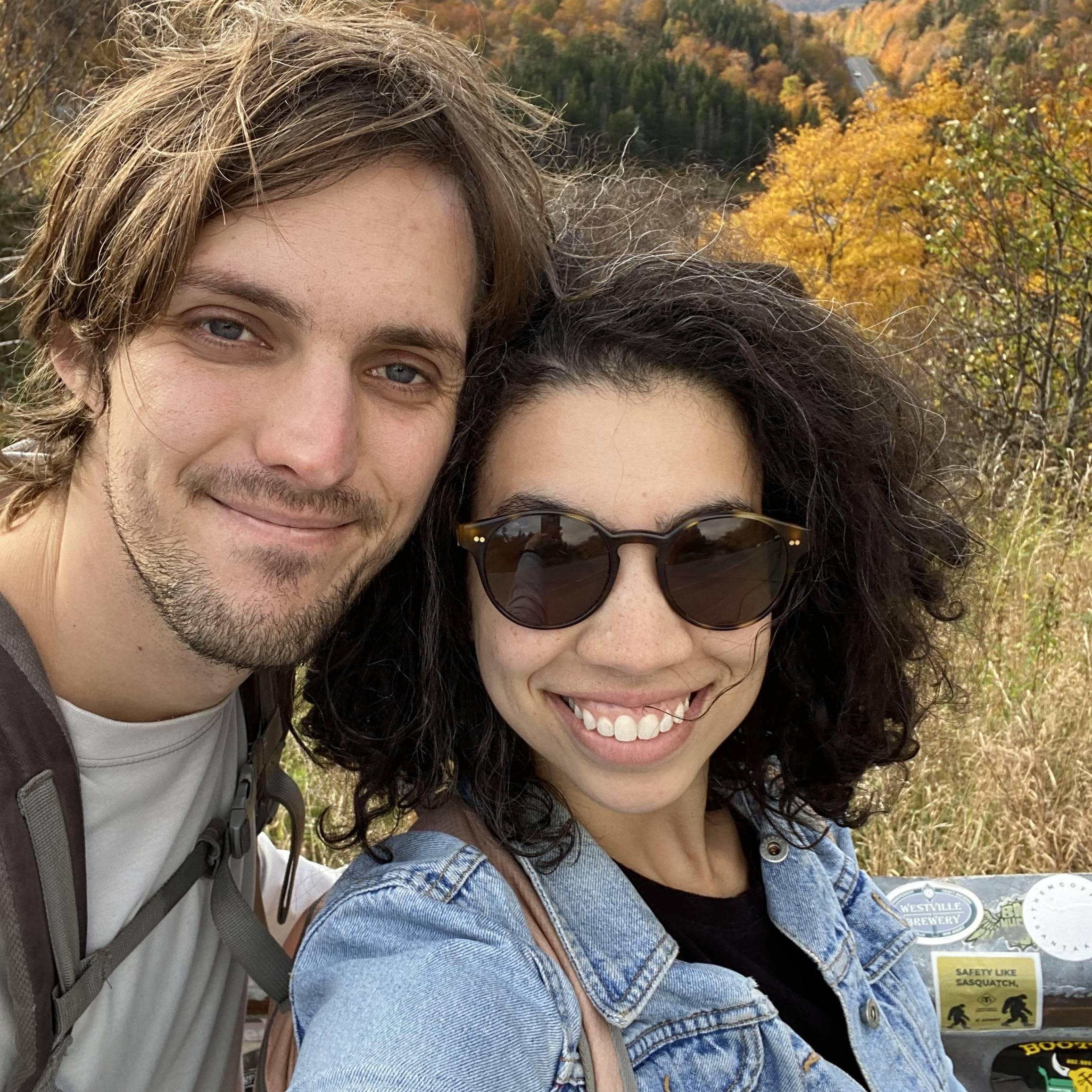 Leaf peepin in Vermont