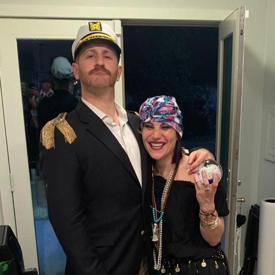 General Custard and Misty Visions are ENGAGED. The last HALEoWEEN 2020.