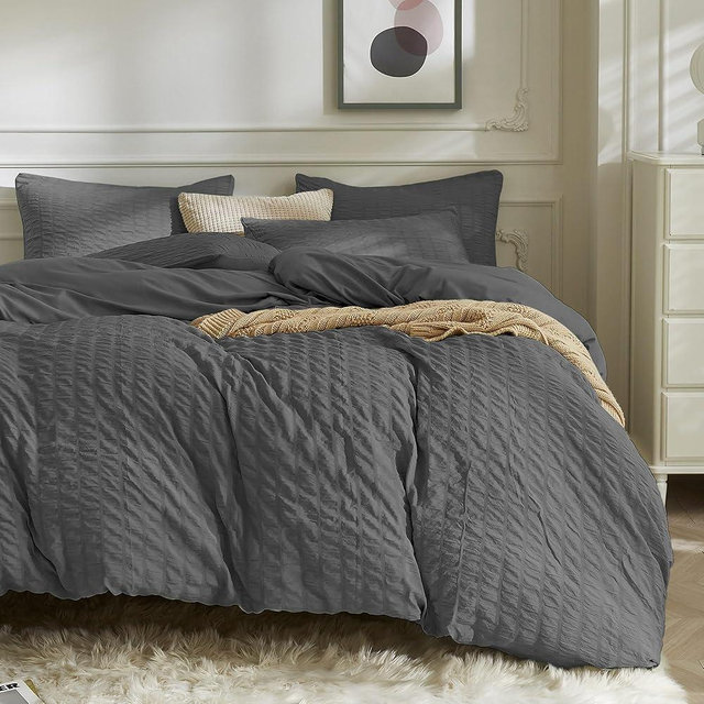 JELLYMONI Charcoal Grey Duvet Cover Queen Size, 3pcs Washed Microfiber Bedding Set, Soft Breathable Seersucker Duvet Cover Set with Zipper Closure and Corner Ties for All Seasons