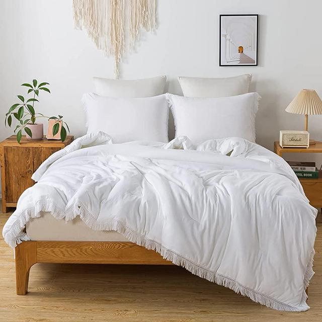 Andency White Tassel Comforter Set King(104x90Inch), 3 Pieces(1 Boho Comforter, 2 Pillowcases) Farmhouse Shabby Chic Comforter Set, Soft Microfiber Lightweight Aesthetic Fringe Bedding Comforter Set