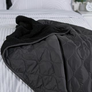 Performance Sherpa Throw
