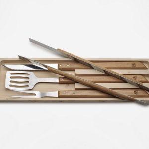 4-Piece BBQ Set in Oak