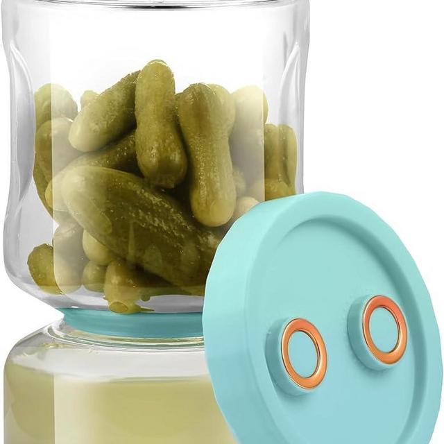 SEMANJLL Glass Pickle Jar with Strainer Flip, 49 oz Pickle Container, Pickle Juice Separator Jar with Leakproof Airtight Lid for Olives Gherkins or Sliced Pickles