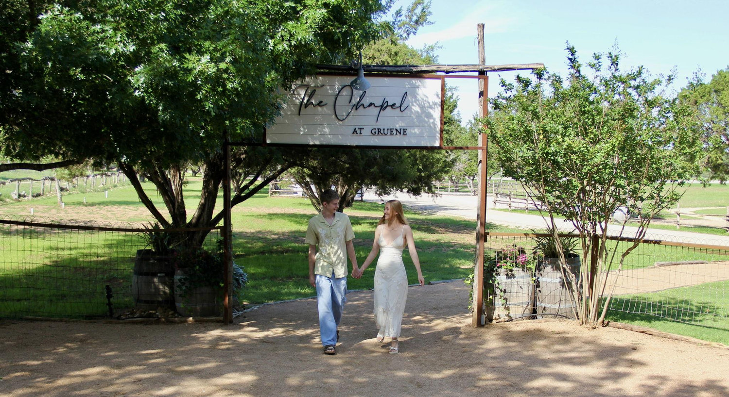 The Wedding Website of Hannah Chapman and Luke Bickford