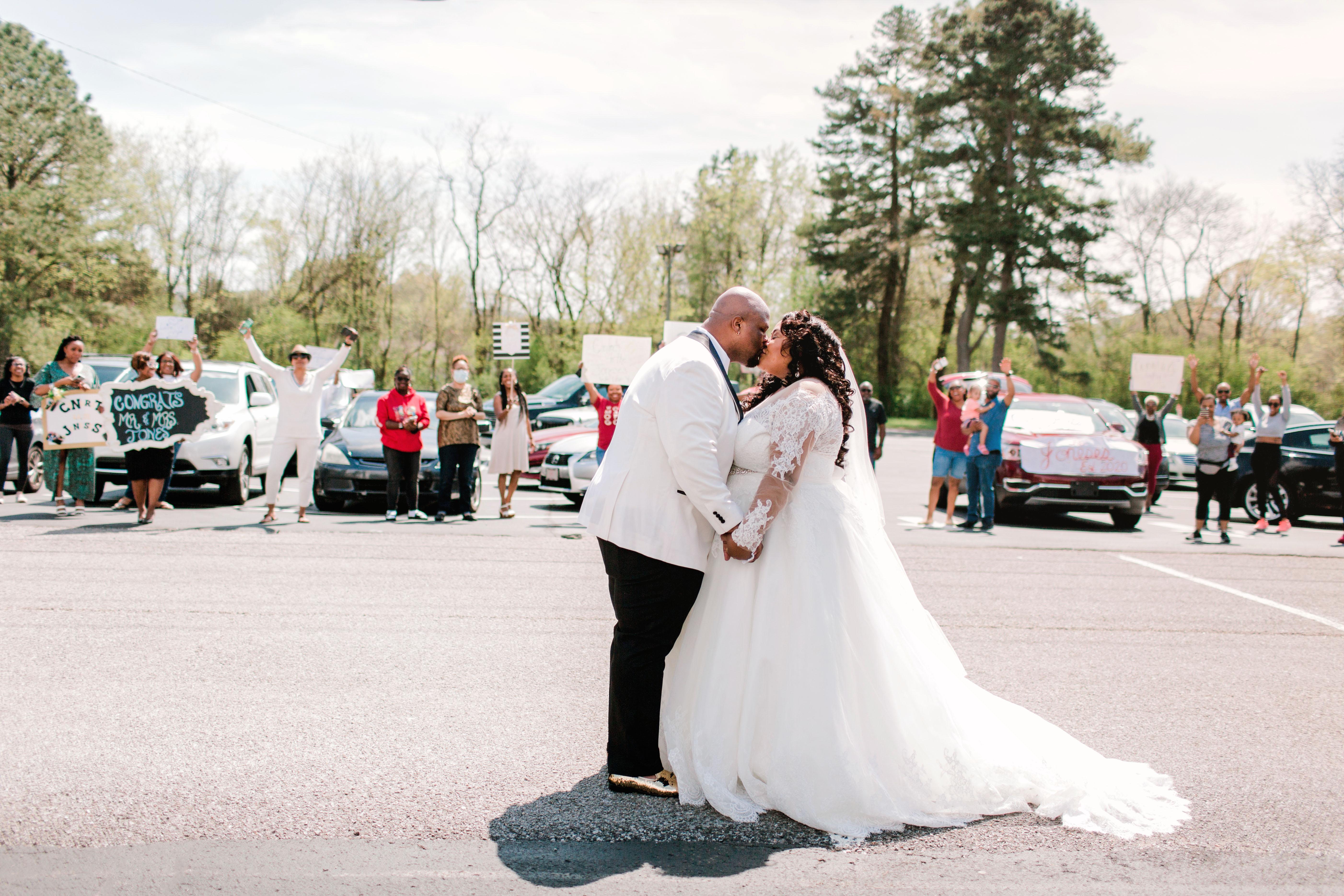 The Wedding Website of Amber Renae Bibbs Jones and Dedric Keon Jones