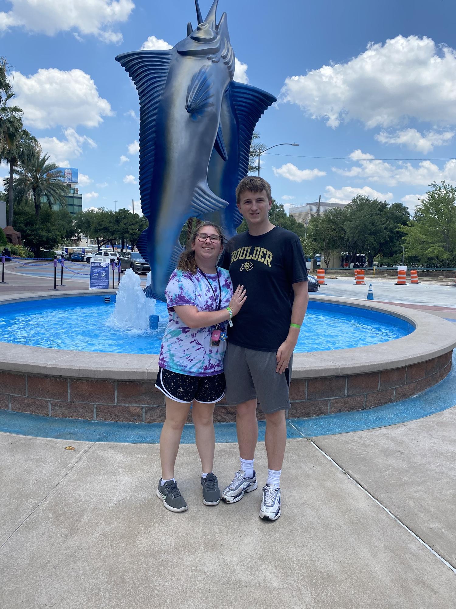 Our literal favorite photo from our Aquarium date 2020! 🐠