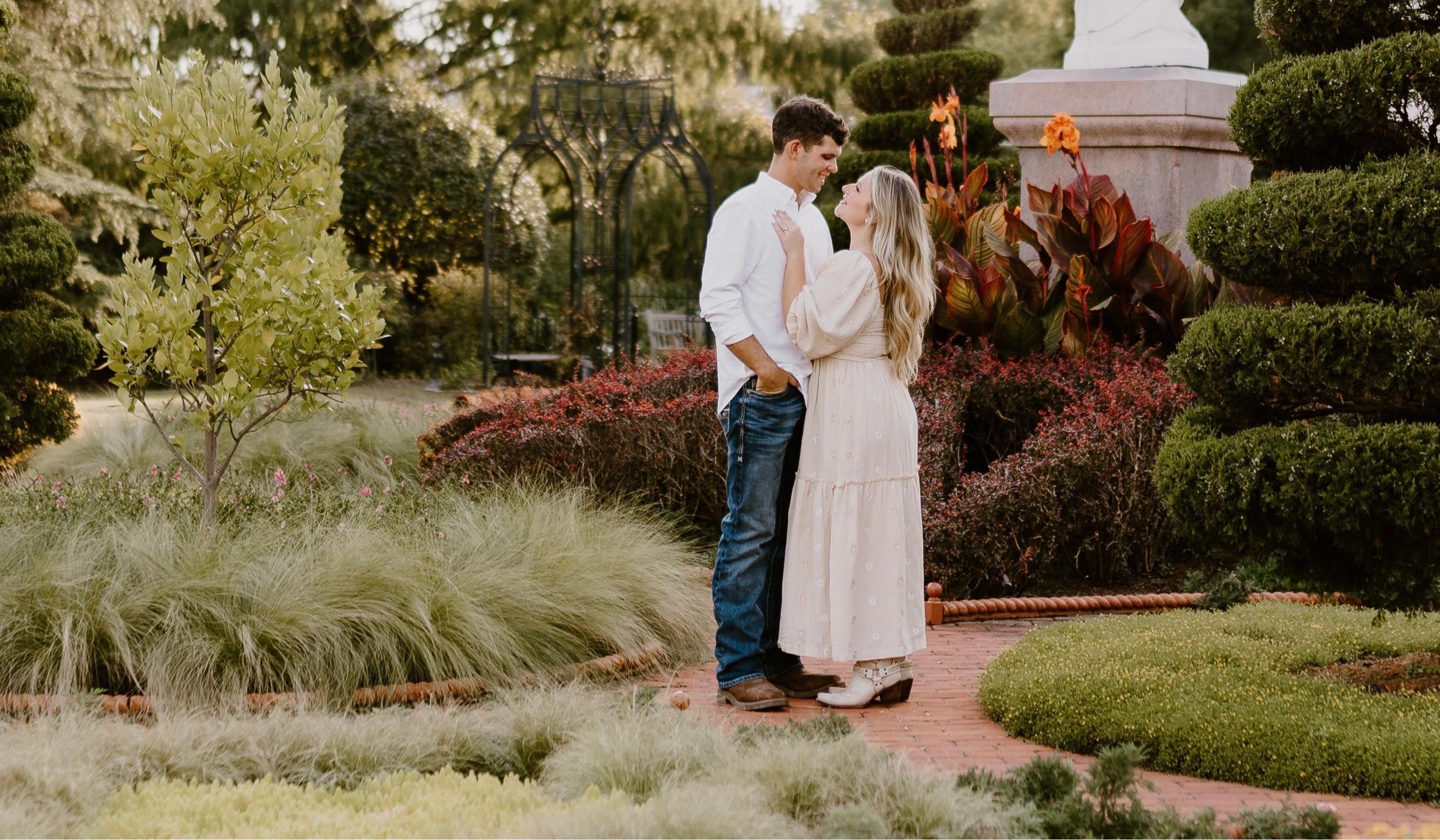 The Wedding Website of Rylee Venturo and Grant Mahn