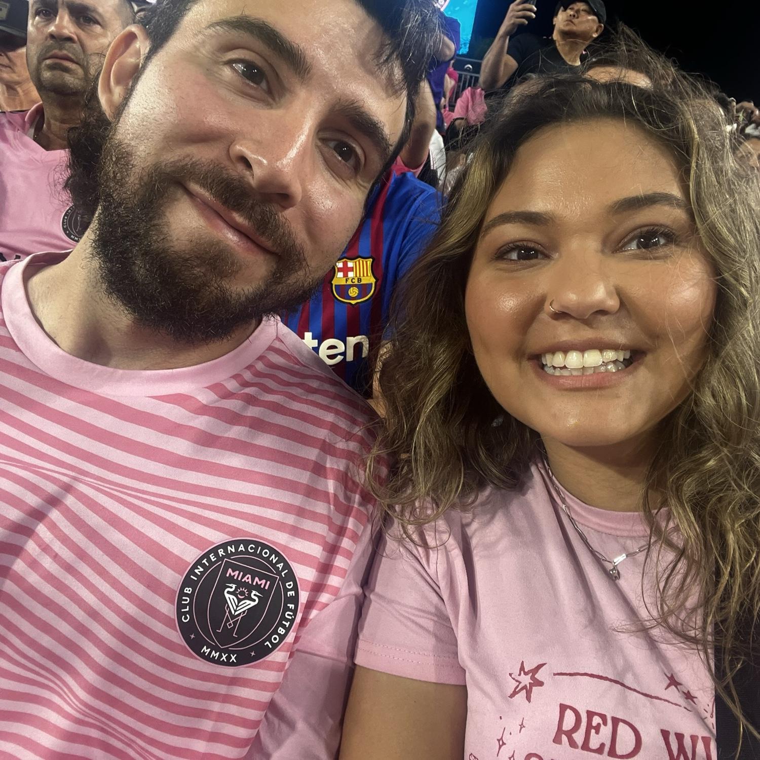 Pink is never a wrong choice! 

Also, gooo Messi!