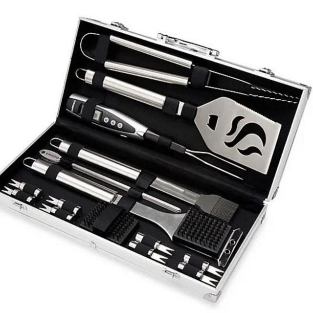 Cuisinart® 20-Piece Deluxe Stainless Steel Grill Tool Set