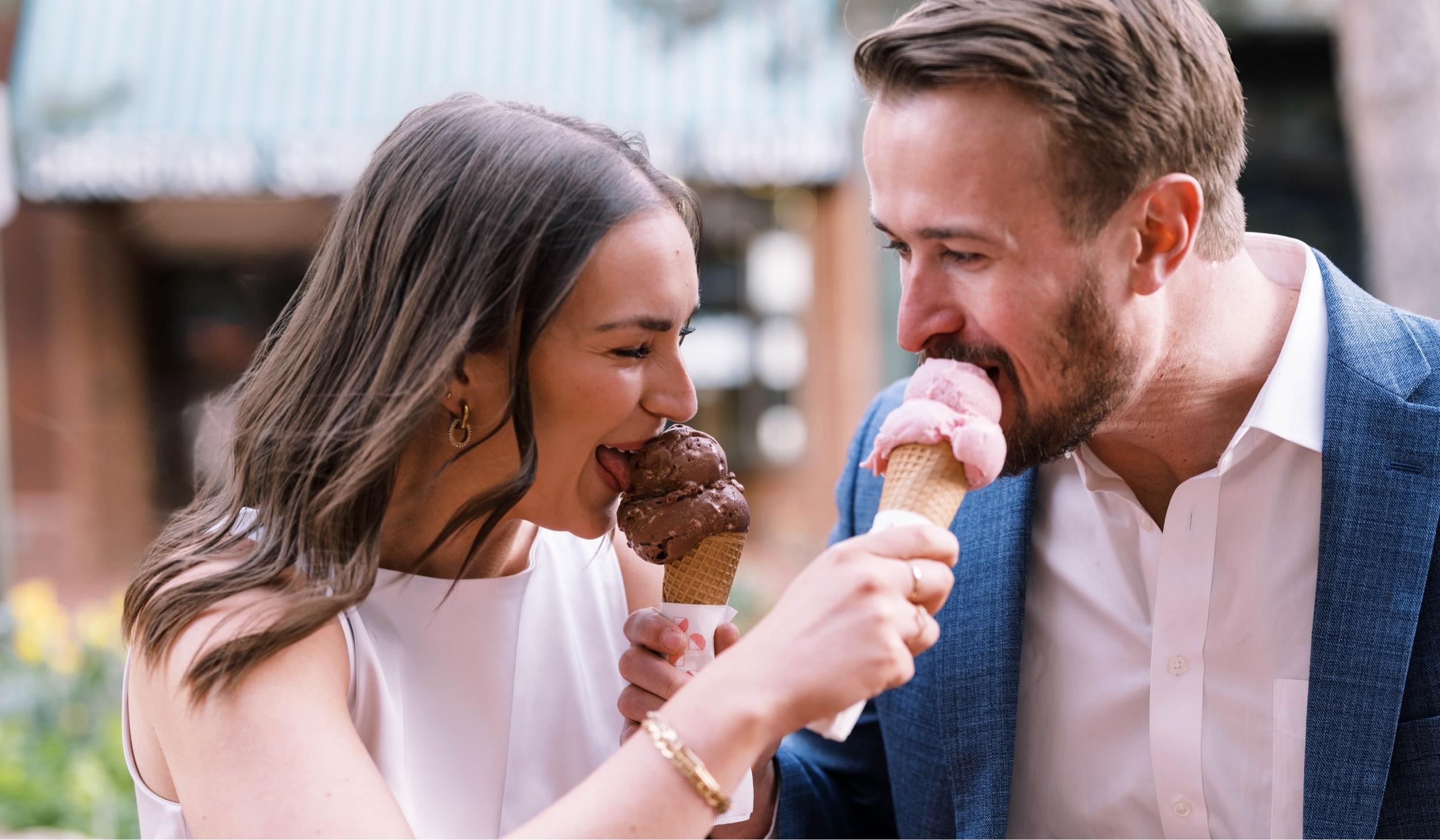 The Wedding Website of Emilia Martin and Nathan Czarnecki