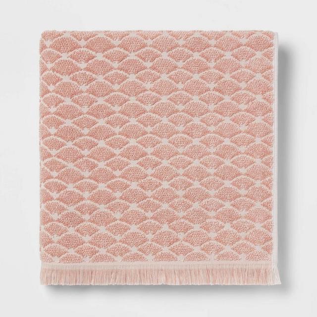 27"x52" Scallop Bath Towel Clay Pink - Threshold™