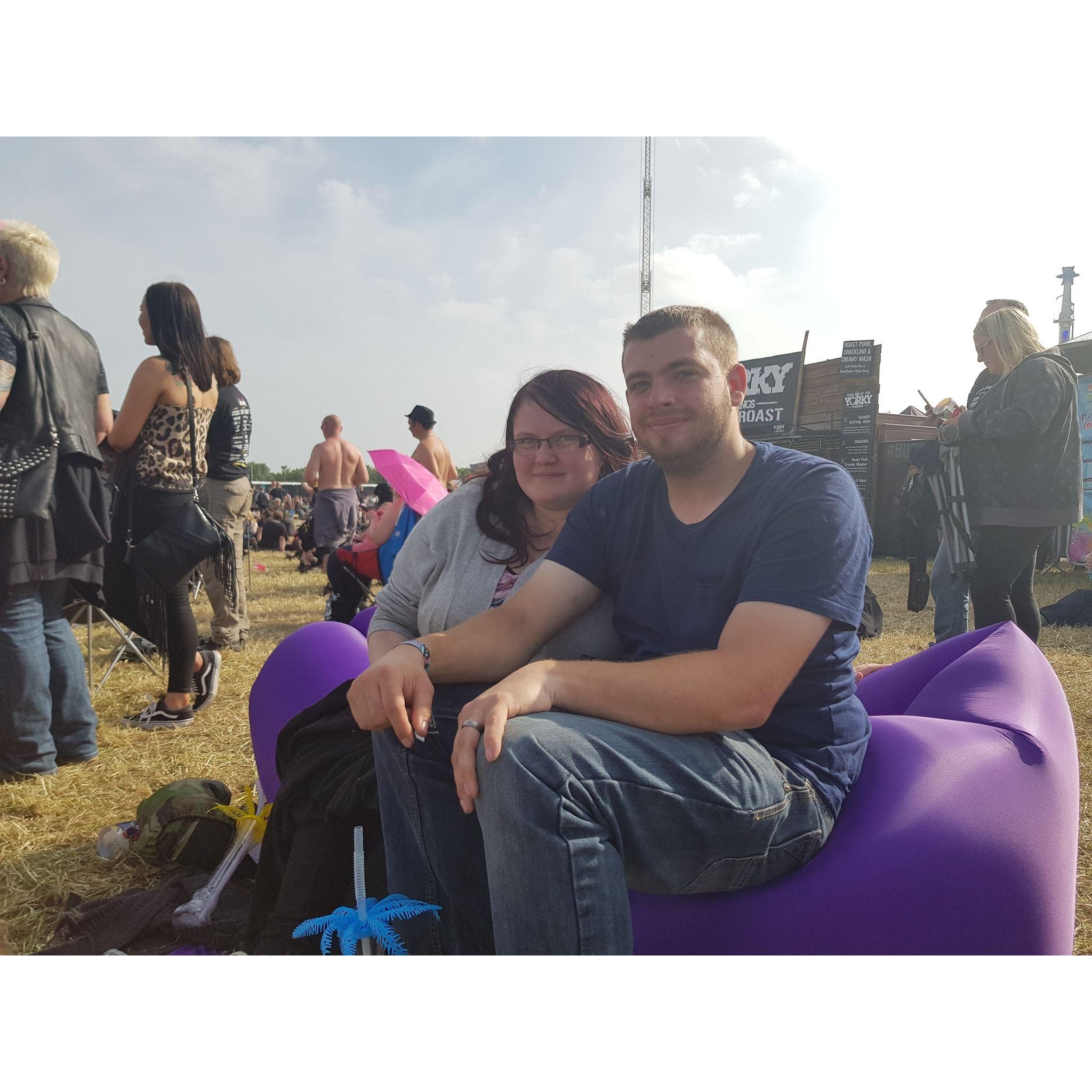On the really stressful to blow up sofa things at Download festival