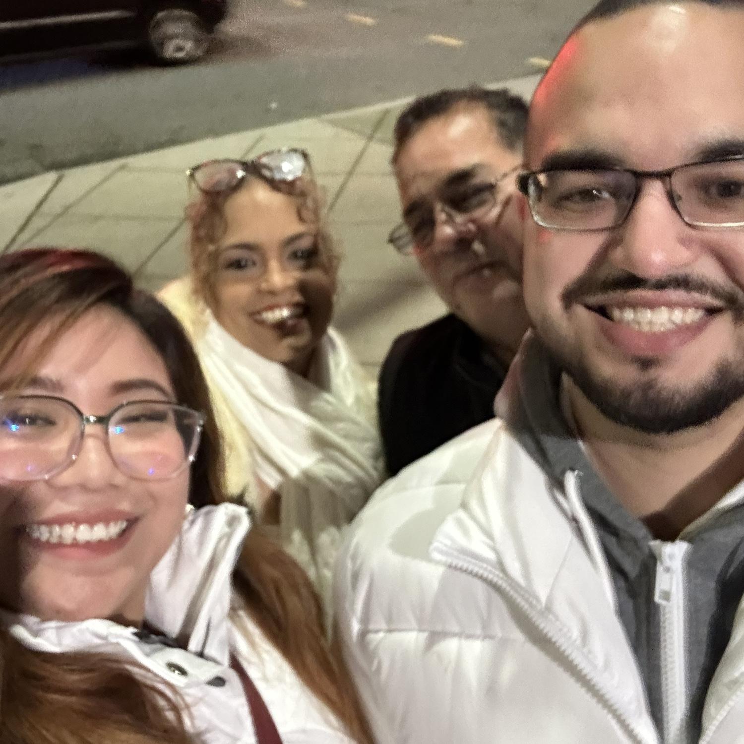 Quick bite to eat at this pizza spot before the big reveal!