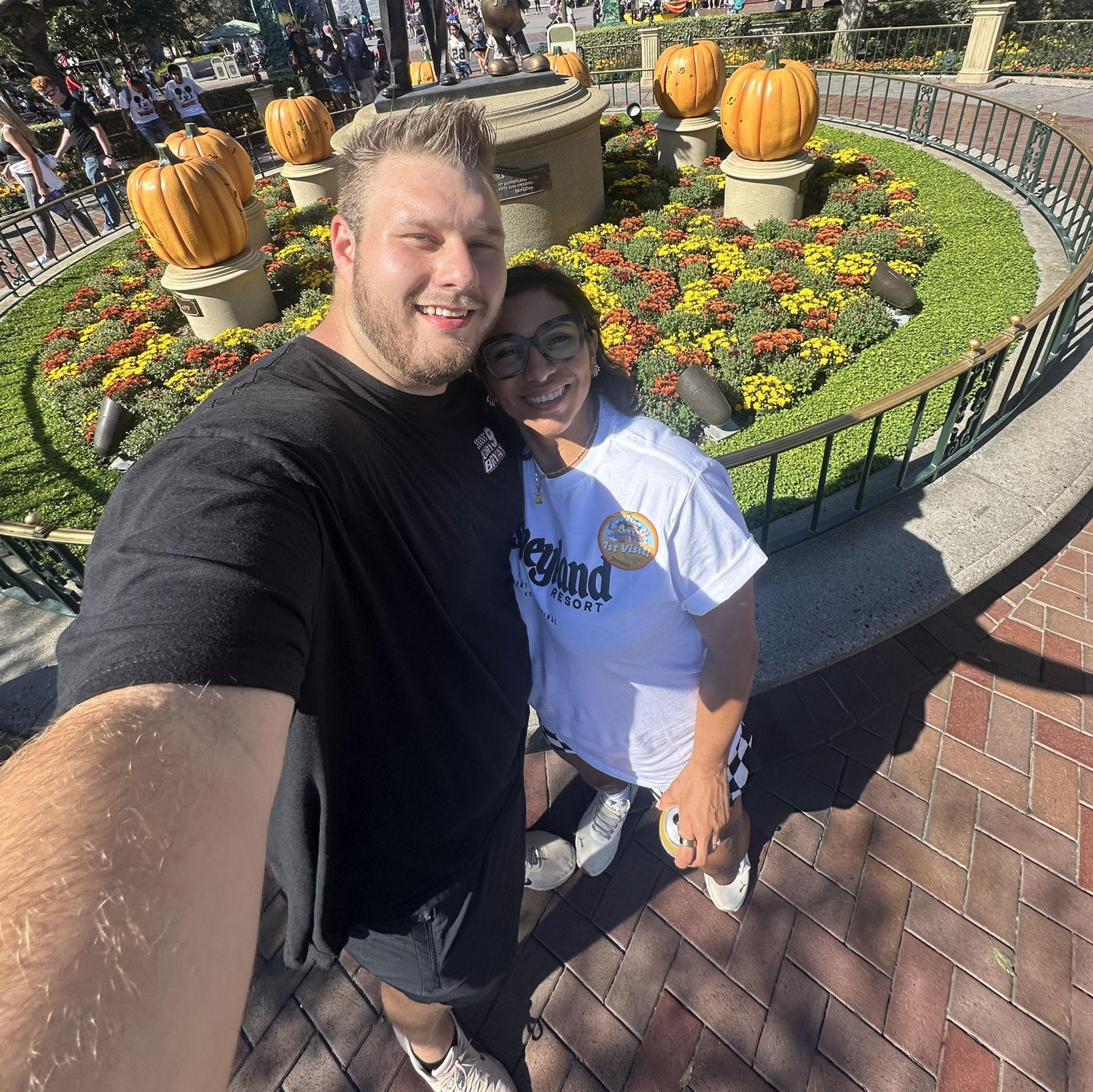 Disneyland 2025