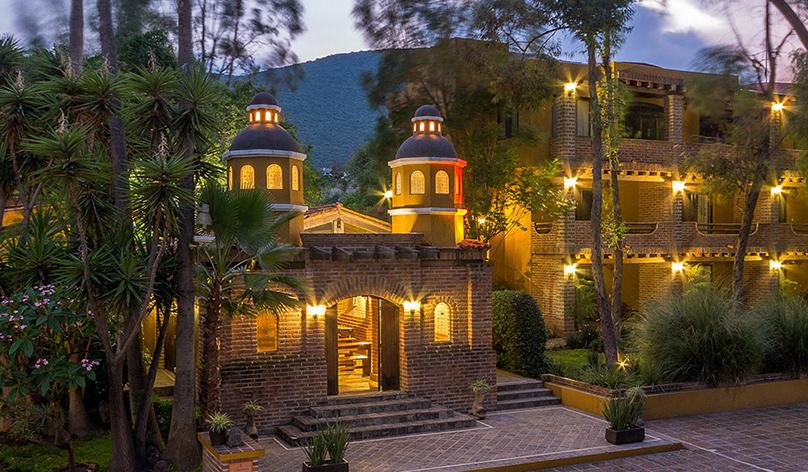 The Wedding Website of Alie Gutierrez and John Paul Juarez