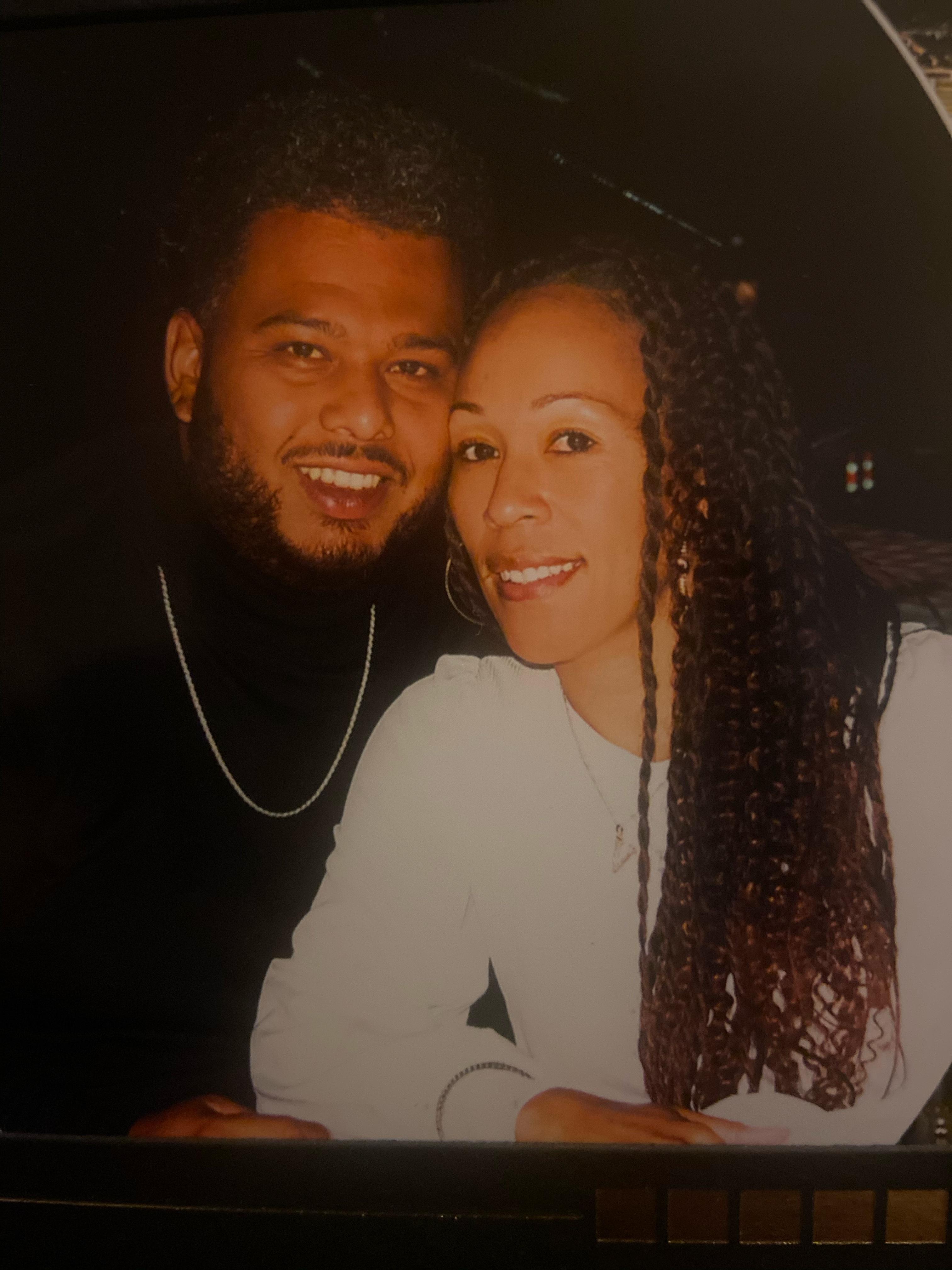 The Wedding Website of Vaneesha Sykes Huezo and Derrick Huezo