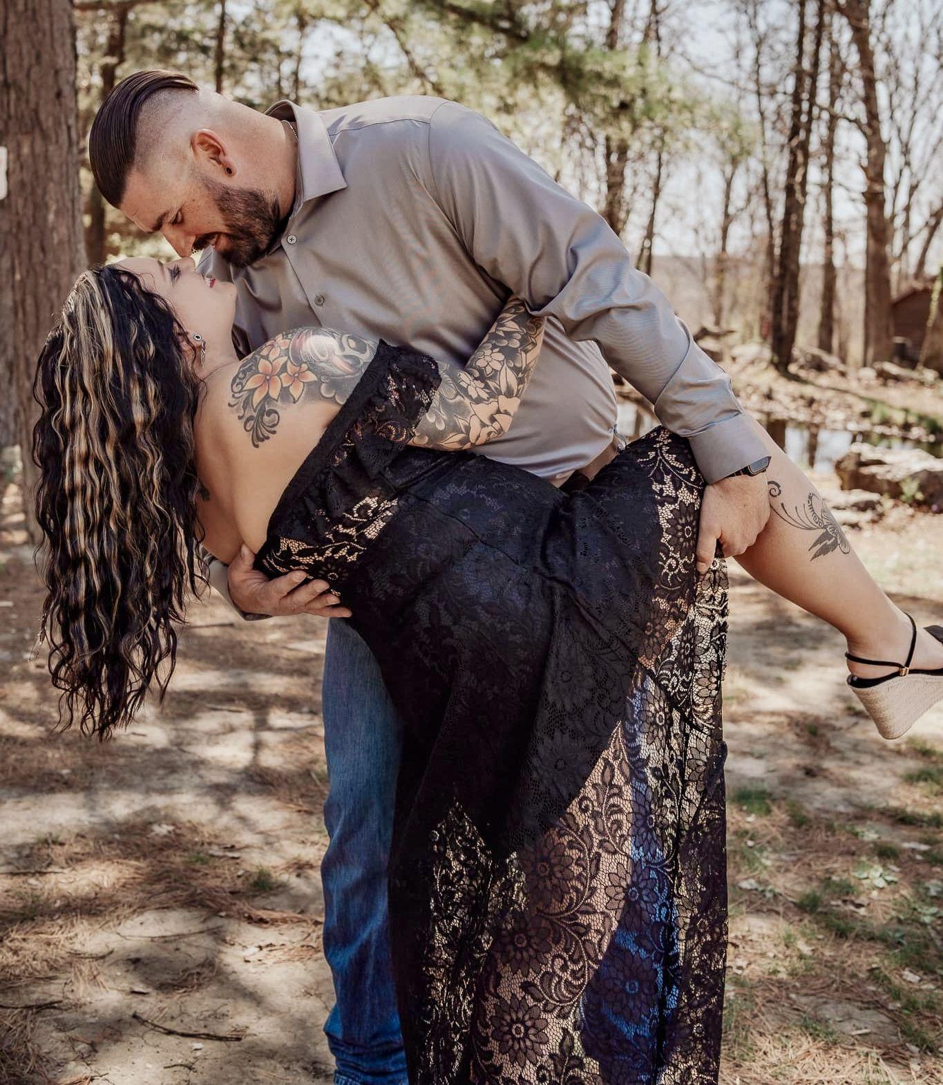 The Wedding Website of Autumn Masden and Justin Weaks