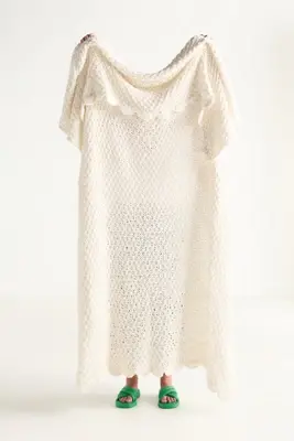 Zora Cotton Scallop Edge Knit Throw Blanket