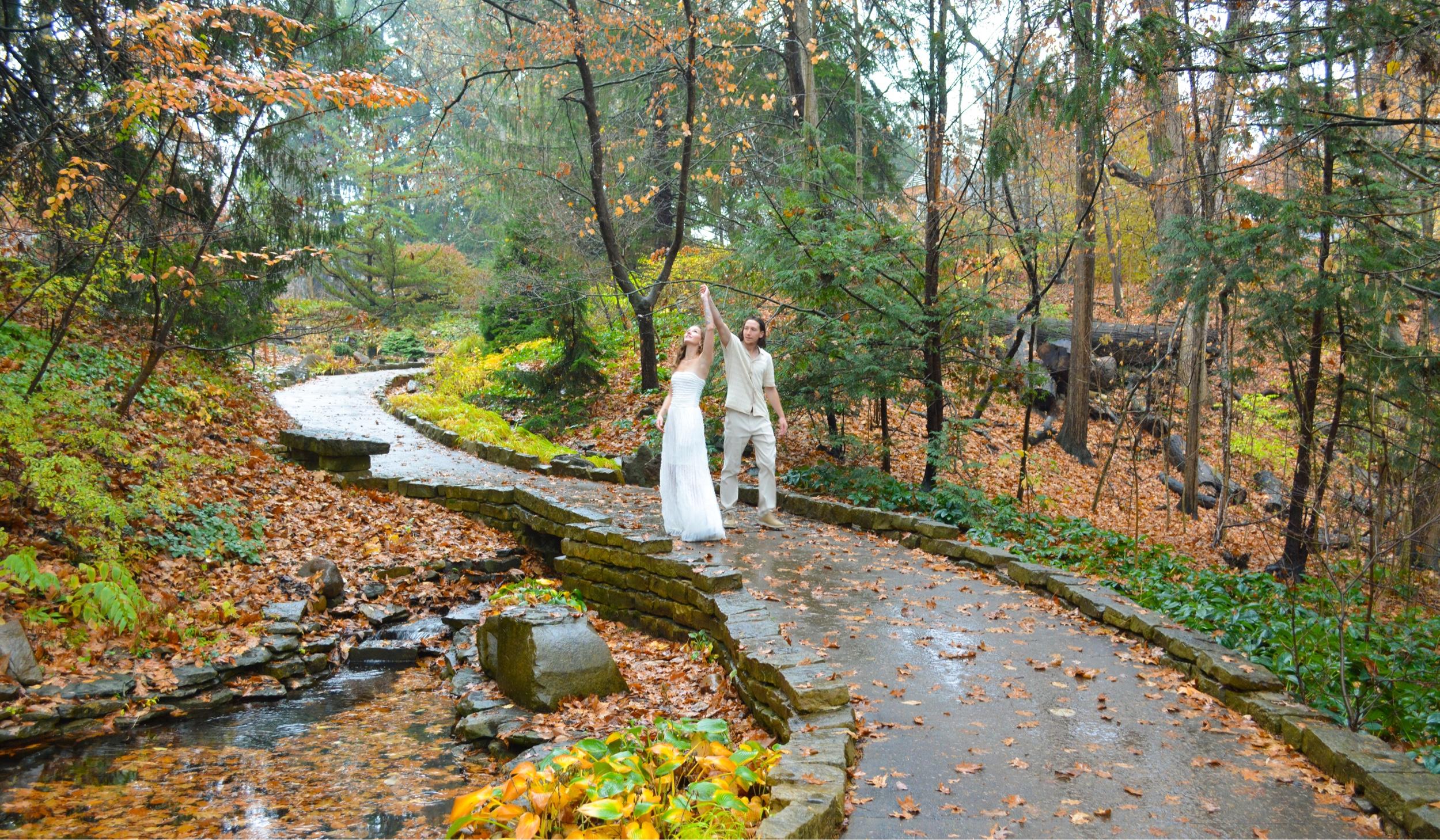 The Wedding Website of Victoria Stratford and Michael Bowen