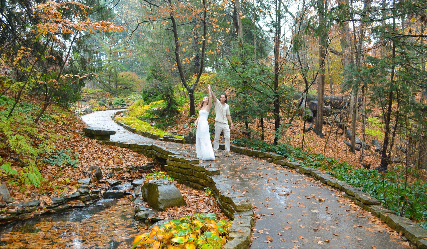 The Wedding Website of Victoria Stratford and Michael Bowen