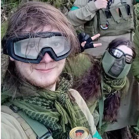 Out playing airsoft for 10 hours
Not sweaty at all haha
