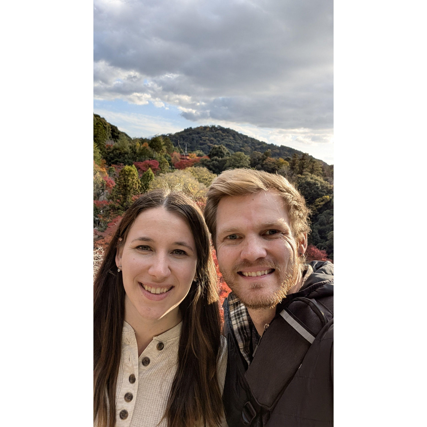Enjoying the fall colors at Kyoumizu-dera, Japan