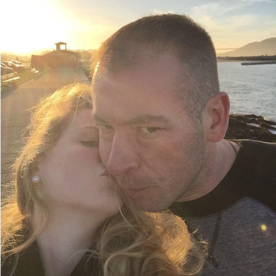 San Francisco, USA: Kiss by the harbor