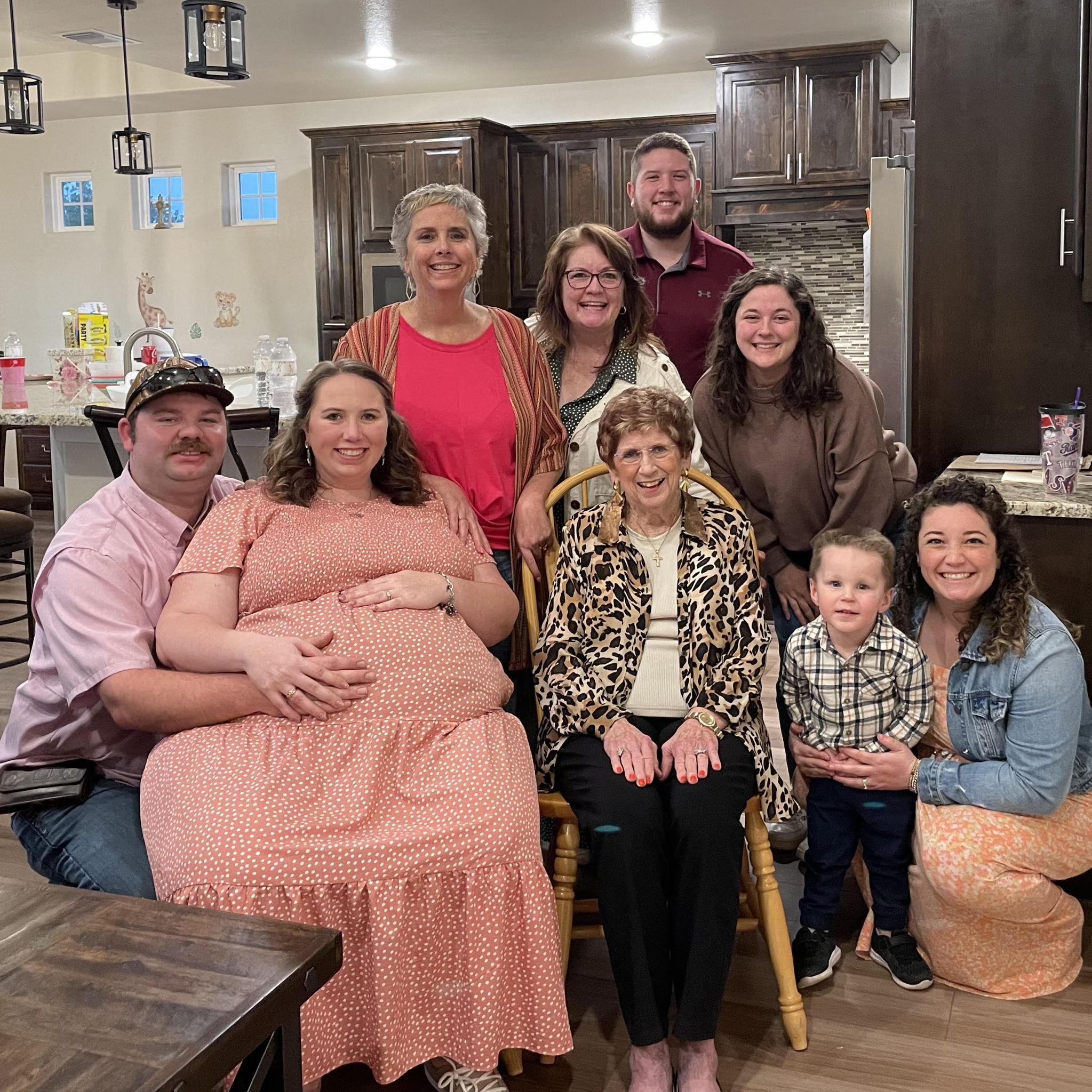 Alicia is having twins!!