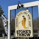 Stone's Throw Pizza & Wine - Richmond