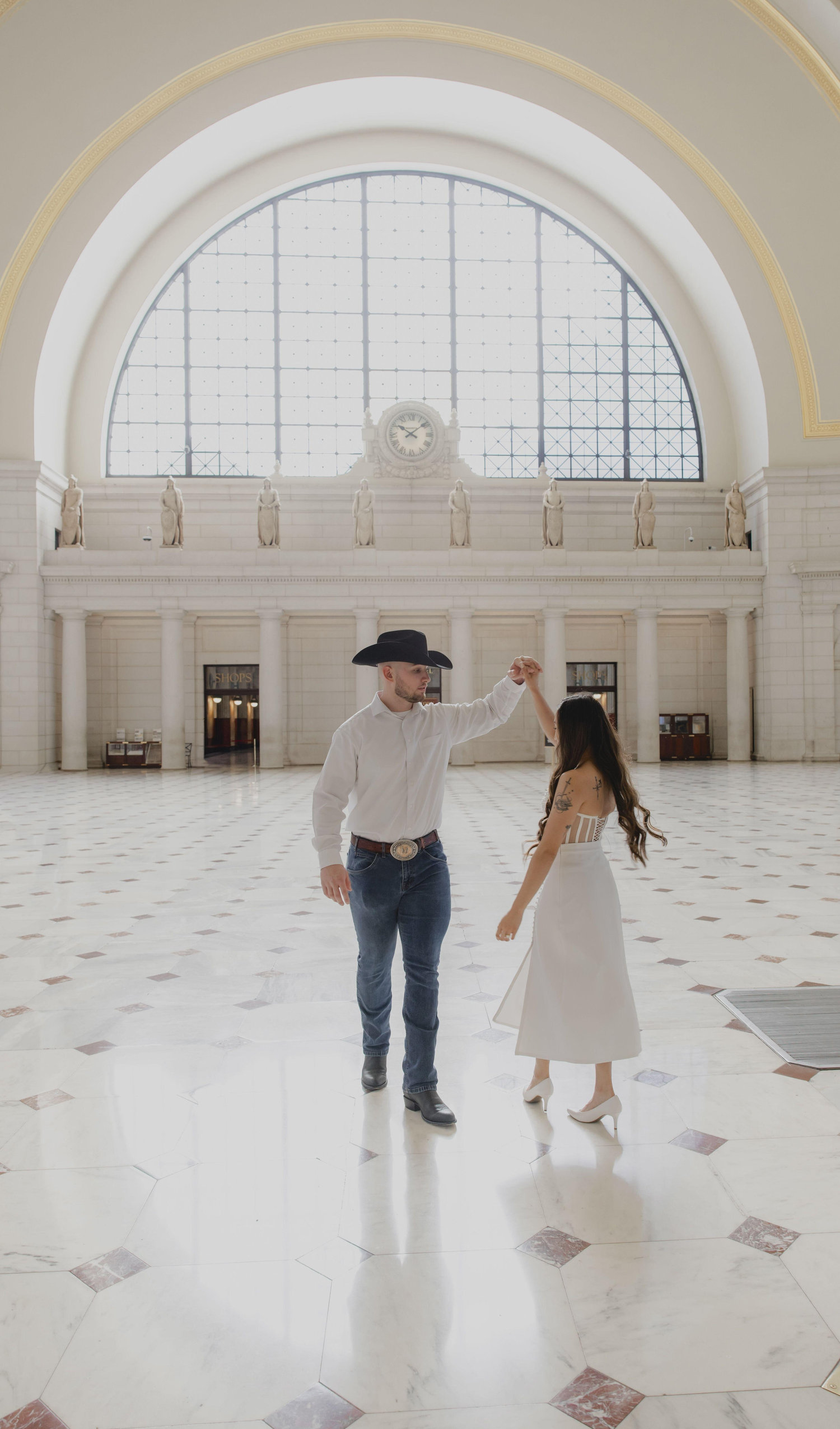 The Wedding Website of Tiana Holmes and Cameron Moilanen