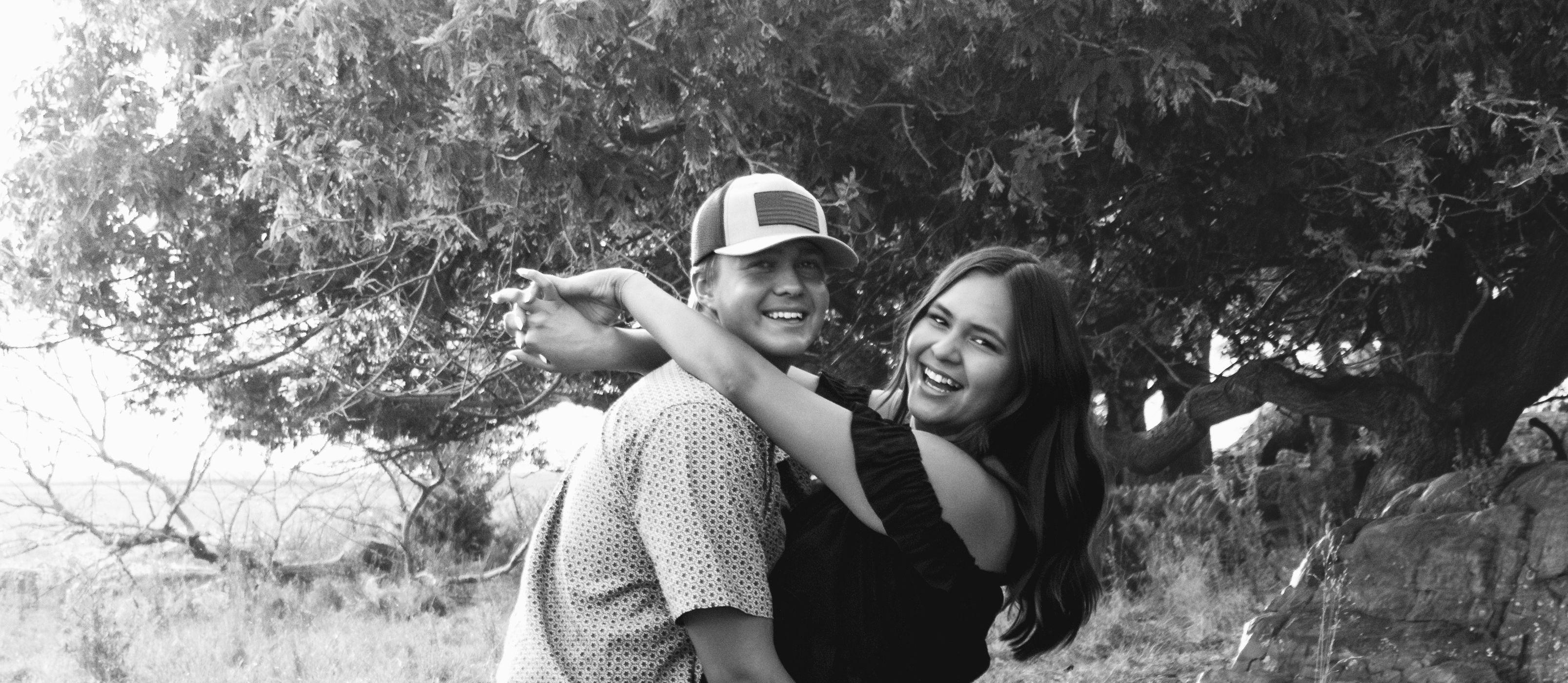 The Wedding Website of Anai Casas and Cole Sandbulte