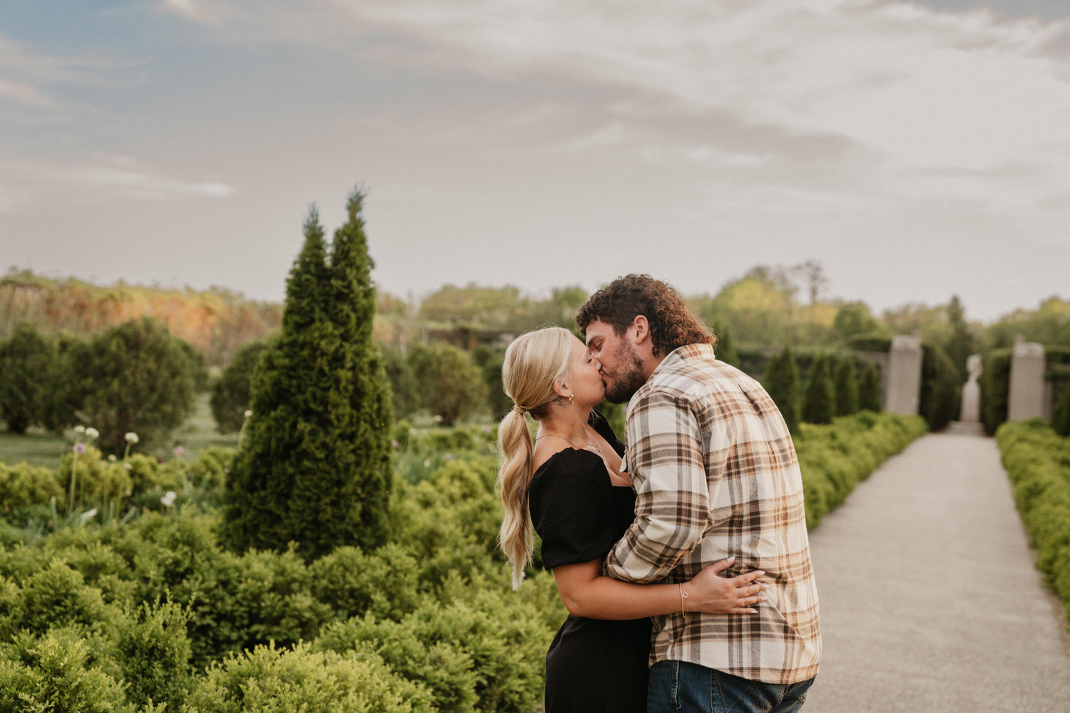 The Wedding Website of Kenzie DIlday and Kanen Dilday
