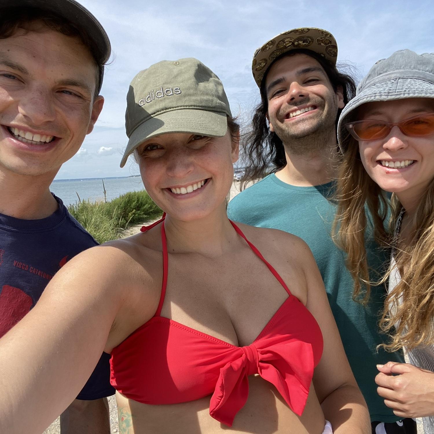 8/16/21… Beach weekend getaway with Jules (Christina’s dear friend), John, Danielle & Morgan in Long Island.