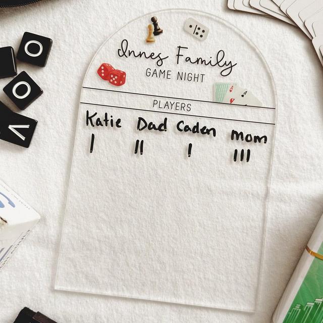 Family game night score tracker, personalized game night score card