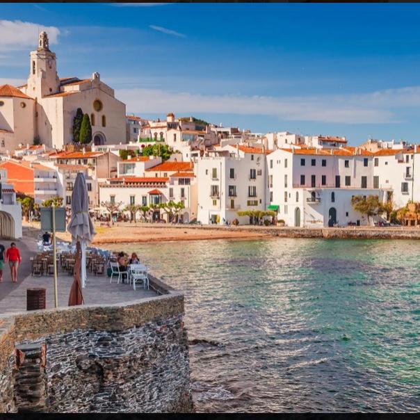 Honeymoon - Guided Tour of Catalonian Cities