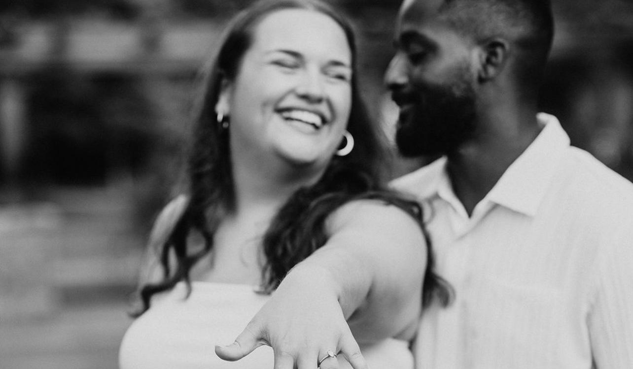 The Wedding Website of Lindsi Burton and Brian Robinson