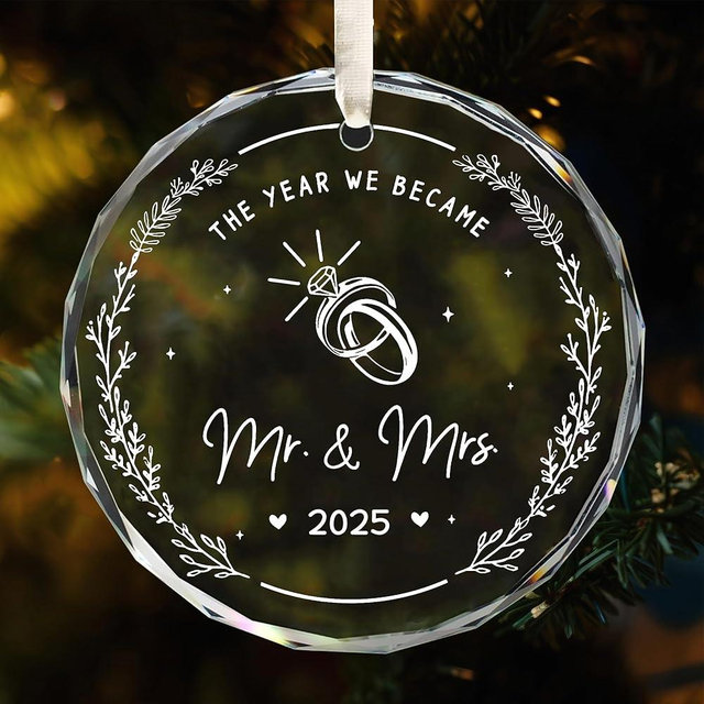 Wedding Gifts - Mr and Mrs Married Wedding Ornament 2025 - Just Married Gift for New Couples, Bride, Groom Bridal Shower Gifts Home Ornament Decoration