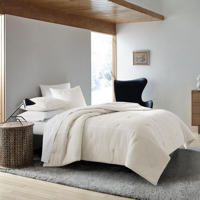 ED Ellen DeGeneres Sonoma King Quilt in White